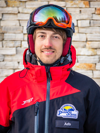 Aďo König - inštruktor snowboardingu, lyžovania a bežkovania