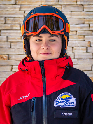 Kristína Očvarová - inštruktorka lyžovania